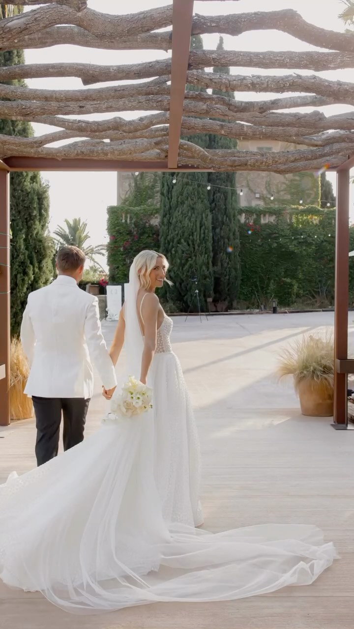 WEDDING BOOKINGS FOR 2027 ARE OPEN.

#weddingphotographer #mallorcawedding #mallorcaweddingphotographer #bridetobe #verlobt
